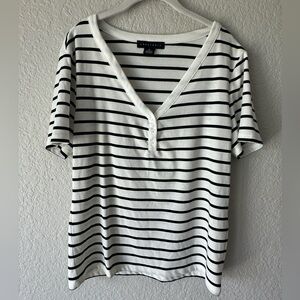 Sanctuary Striped V-Neck Button Front Tee XL